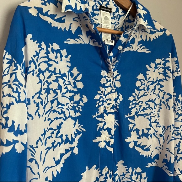 Calzedonia Blue and White Patterned Shirt Oversized Size Small NWOT - Picture 3 of 9